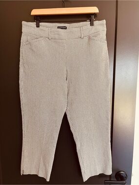 Hilary Radley Gray Houndstooth Stretch Ladies Cropped Pants